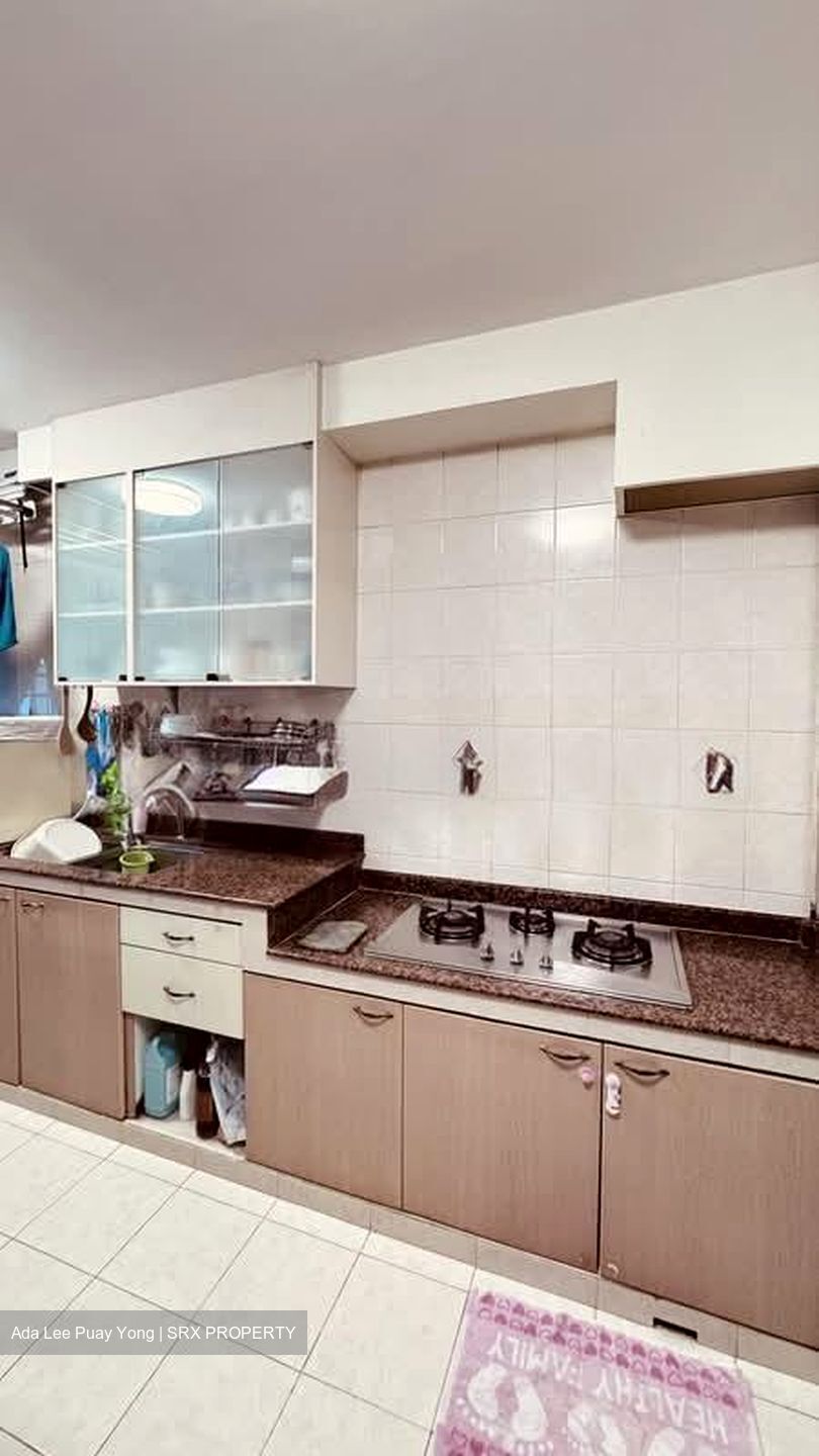 Blk 48 Forfar Heights (Queenstown), HDB 4 Rooms #557369391